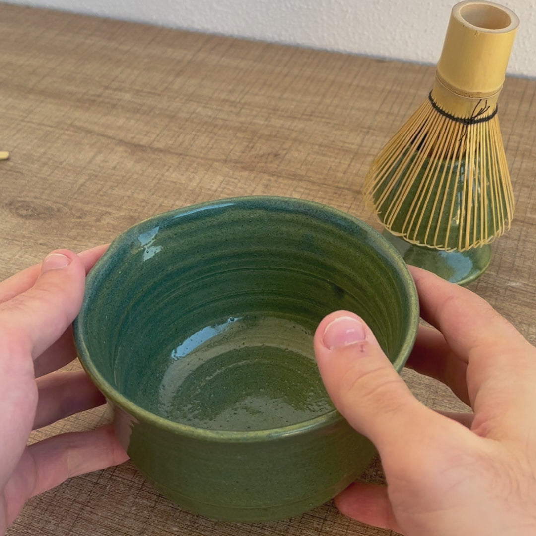 Green Matcha Bowl & Whisk Holder Set
